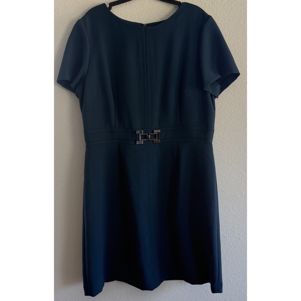 Tahari Arthur S. Levine Aquamarine Sheath Dress Size 16 Short Sleeve Office